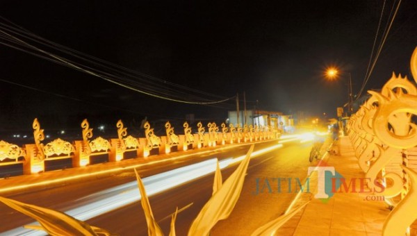 Wali Kota Ning Ita: Selfie di Jembatan Kota Mojokerto Kok Dibilang Yogyakarta?