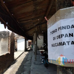 Pedagang Pasar Bululawang yang Kiosnya Terbakar Dilarang Melakukan Perbaikan Mandiri