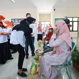 Hari Kanker Sedunia, Bunda Fey Ketua YKI Kota Kediri Ajak Lakukan Pemeriksaan Dini