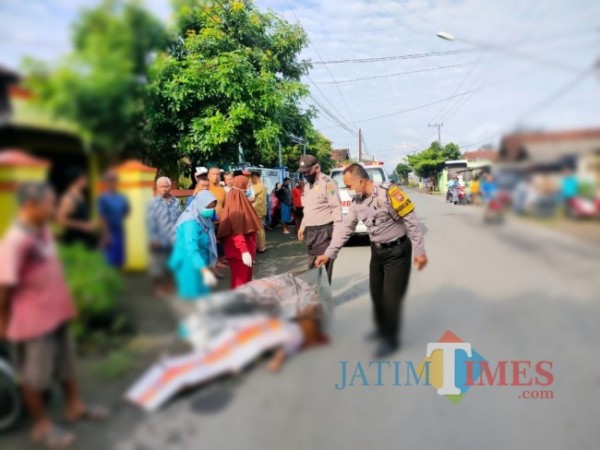 Sasak Sepeda Onthel, Pengendara Motor Vario di Tulungagung Tewas di Tempat