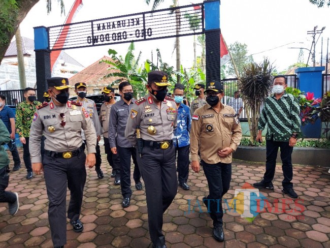 Hadir di Kelurahan Oro-Oro Dowo. 