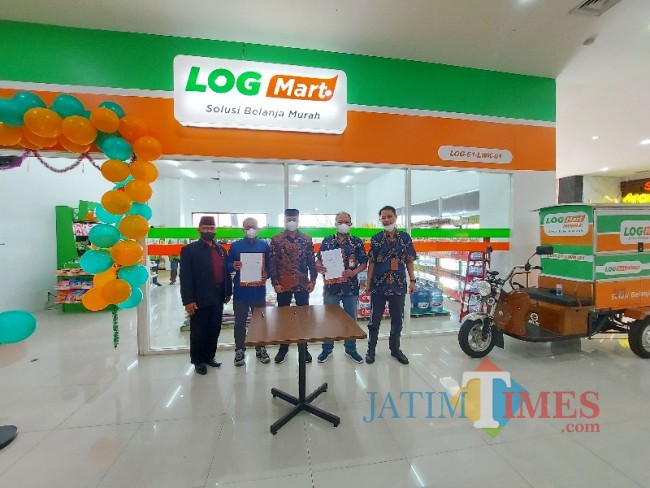 Logmart.