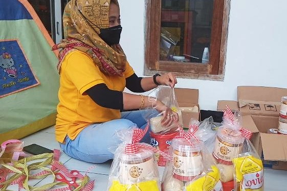 Dinar Anggry Andina, pengusaha parcel asal Kabupaten Kediri. (Foto: Dok. Istimewa)