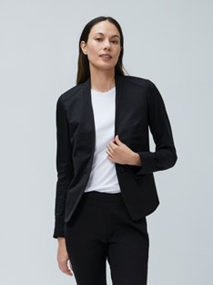 blazer-hitamcf8066de0d64f9a0.jpg