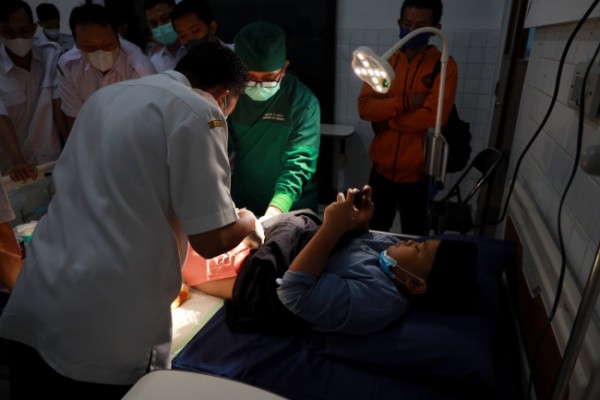 RSUD Kilisuci Kota Kediri, para peserta khitan gratis ini mendapatkan layanan terbaik dari tenaga medis berkompeten. (Foto: Dok. Istimewa)