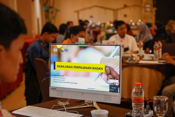 HIPMI Kota Kediri mengikuti kegiatan Workshop Pembekalan Berusaha yang digelar Dinas Penanaman Modal dan Pelayanan Terpadu Satu Pintu (DPMPTSP) Kota Kediri, Kamis (21/7). (Foto: Dok. Istimewa)