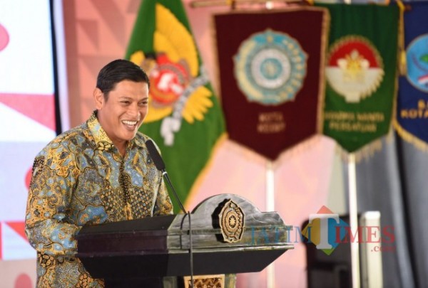 Wali Kota Kediri saat memberikan sambutan.(foto : istimewa)