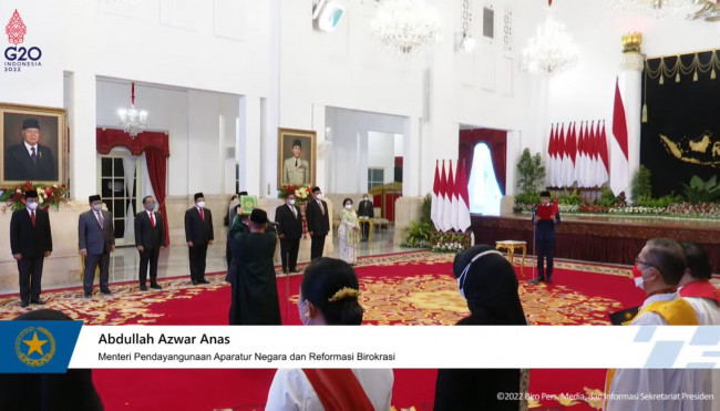 Prosesi pelantikan Abdullah Azwar Anas sebagai MenPAN-RB RI.
