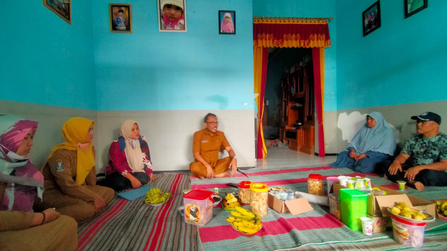 Kunjungan sekolah dan komite. 