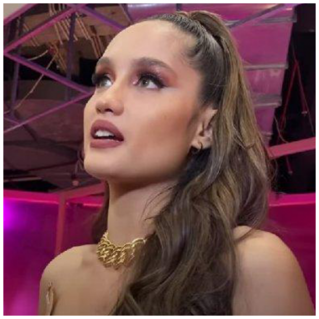 Cinta Laura