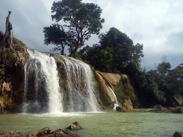 Air terjun Toroan