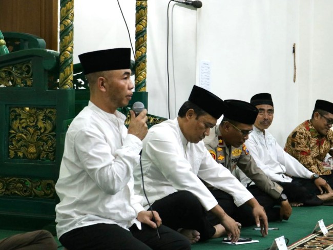 Asmadi.