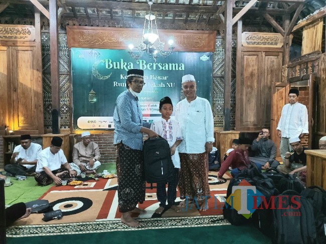 Bantuan.