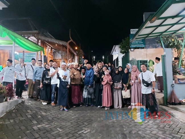 Foto bersama.