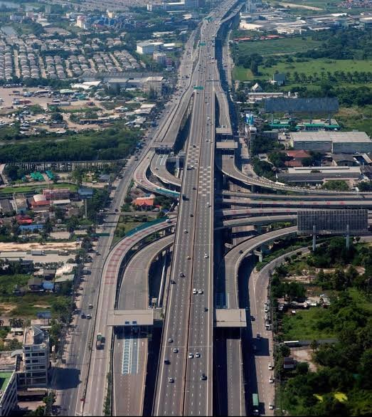 Bang Na Expressway, Thailand