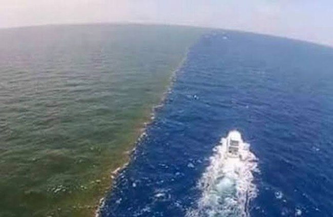 Bertemunya Dua Lautan