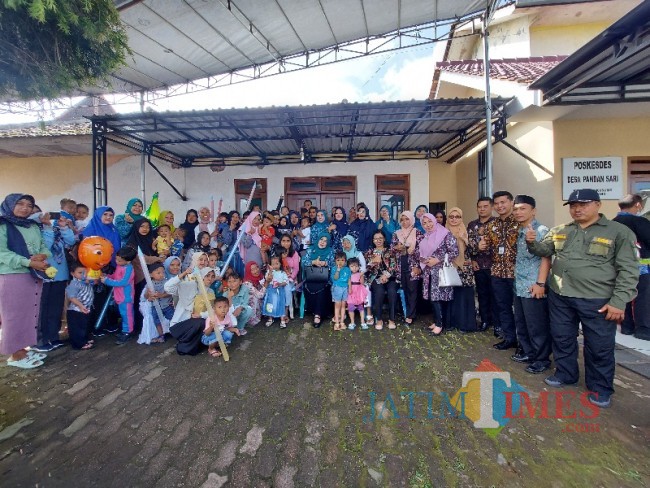 Foto bersama.