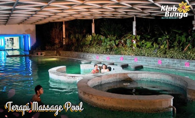 Massage pool Klub Bunga. (Foto: situs resmi Klub Bunga Resort)
