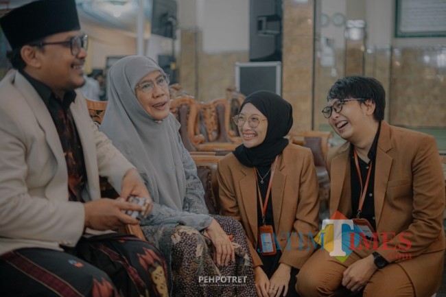 Hari Agustiyo atau yang akrab disapa Tiyomarte pemuda asal Kediri yang kini cukup sukses menggeluti usaha foto wedding. Foto (Pehpotret for JatimTIMES)
