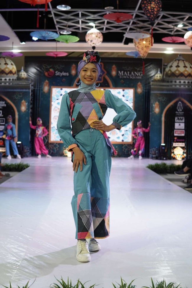 Varo saat fashion show di Matos. (Foto: Istimewa)
