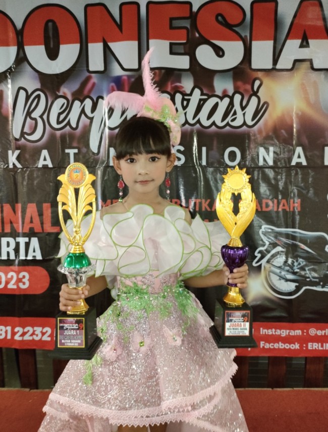 Aufa Sheryl Stovia, model cilik asal Blitar yang miliki segudang prestasi di usia 6 tahun. (Foto: istimewa)