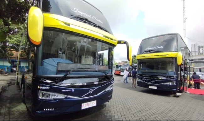 DAMRI memperkenalkan dua bus double decker sleeper seater