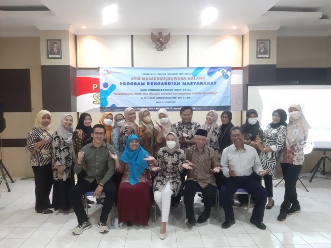 Foto bersama.