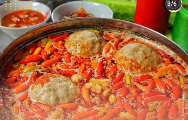 Pentol Pedas Alesha. (Foto: @ngilermakan)