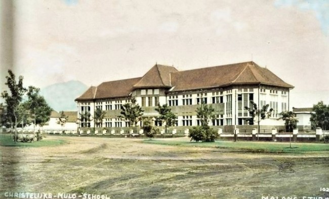 Gedung SMP Kristen (Christ MULO School)