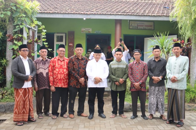 Foto bersama. 