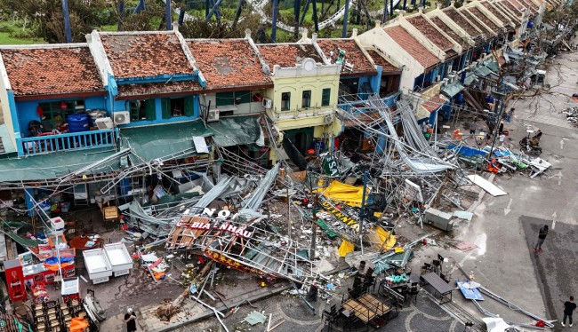 Beberapa fasilitas rumah yang rusak akibat Topan Yagi. (Foto: X)