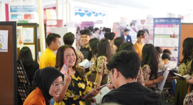 Suasana pameran edu_fair_ di SMA Dempo. (Foto: istimewa)