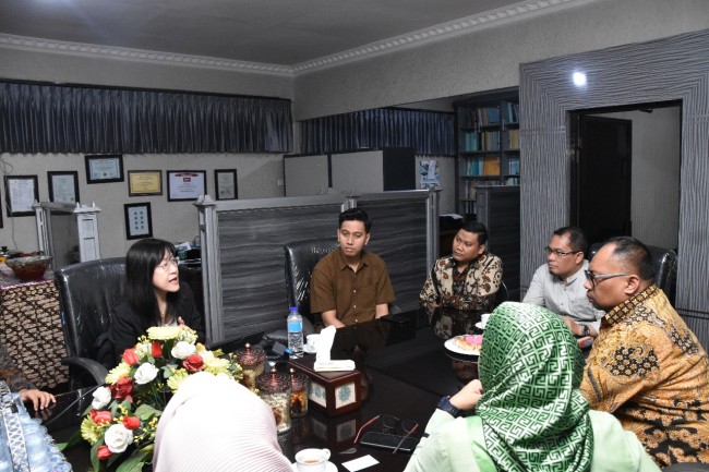 Suasana FGD di FEB Unisma, Senin (6/1/2025). (Foto: istimewa)