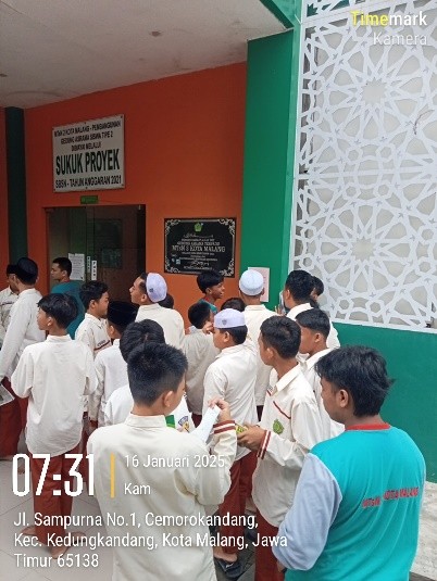 Suasana Gelis siswa MTsN 2 Kota Malang. (Foto: istimewa)