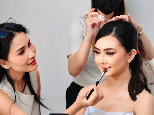 Paket make up intimate wedding NK Cafe Wajak (foto: istimewa) 