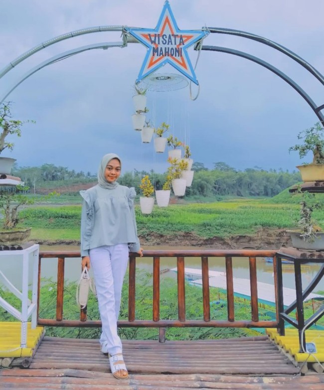 Salah satu spot foto di Wahana Mahoni Dempok. (Foto: matic.malangkab)