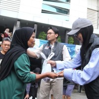 Aktris Ida Royani dan Ben Kasyafani Apresiasi Kurban Warga LDII