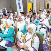Jemaah Haji Jatim Berangsur Pulang, 3 Kloter Perdana Tiba di Surabaya Hari Ini