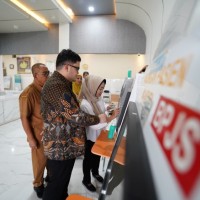 Menuju Rumah Sakit Rujukan, Mas Dhito Cek 3 Gedung Baru RSKK