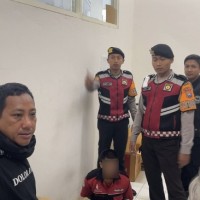 Sempat Dibogem, Pelaku Curanmor Diamankan Polisi di Pasar Induk Among Tani