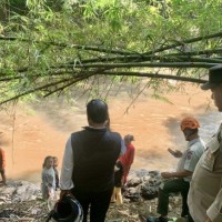 Mandi di Sungai Brantas, Bocah 10 Tahun Hanyut Terbawa Arus