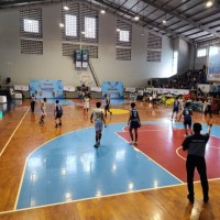 Basket Putra Kota Malang Tumbangkan Kota Blitar 77-37 di Porprov Jatim IX 2025