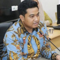 Dukung Zero ODOL, Ketua DPRD Gresik Minta Pemerintah Atur Tarif Jasa Angkut Barang