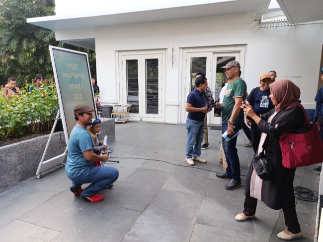 Keseruan pengambilan restpack pada event M 111 2025 (foto: Hendra Saputra/JatimTIMES)