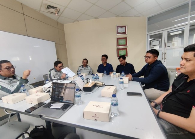 Momen pertemuan tim Telkomsel dengan PT Smelting yang berlokasi Gresik, Jawa Timur. (Foto: istimewa)