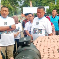 Rengginang Goes to Ekspor, Wamen UMKM RI Kunjungi Sentra Rengginang di Situbondo