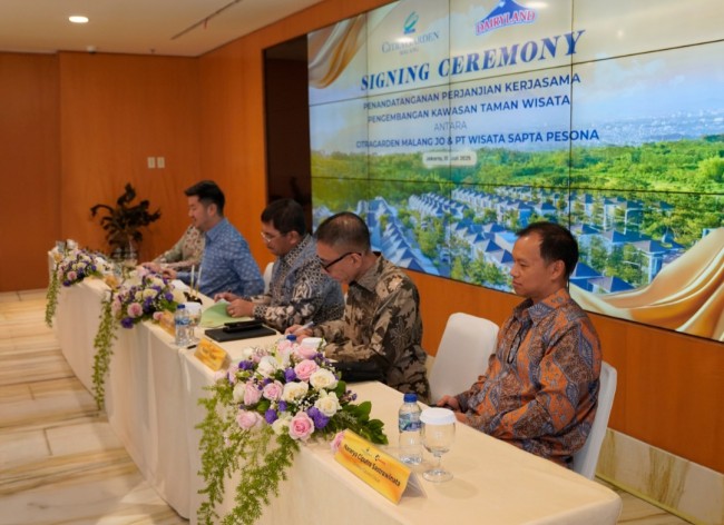 Suasana penandatanganan Ciputra Group menjalin kerja sama dengan PT Wisata Sapta Pesona (Farmtopia by Dairyland). (Foto: istimewa)