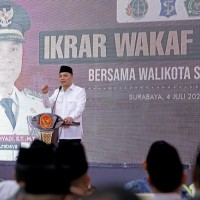 Perkuat Legalitas Tempat Ibadah, Pemkot Surabaya Gelar Ikrar Wakaf Massal
