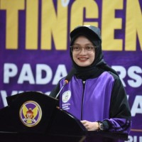 Lepas Kontingen Kota Kediri Pada Porseni MI, MTs, dan MA Jatim 2025, Ini Pesan Mbak Vinanda