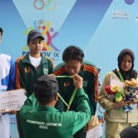 Atlet Tenis Lapangan Kota Batu Boyong 2 Medali Emas